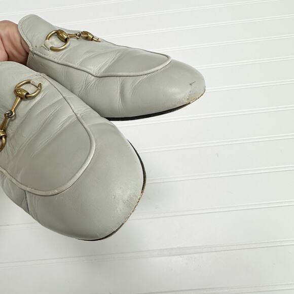 Gucci Princetown Loafer Mules Gray Bone Leather Flats Gold Horsebit Buckle 37.5 - Picture 7 of 8